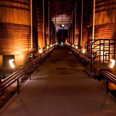 Parking Prive, Vue Montagnes, Deco Boheme *